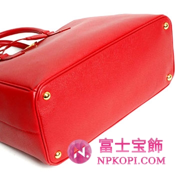 プラダ（PRADA）SAFFIANO LUX　レディーストートバッグ　レッド　BN1786-NZV-68Z 